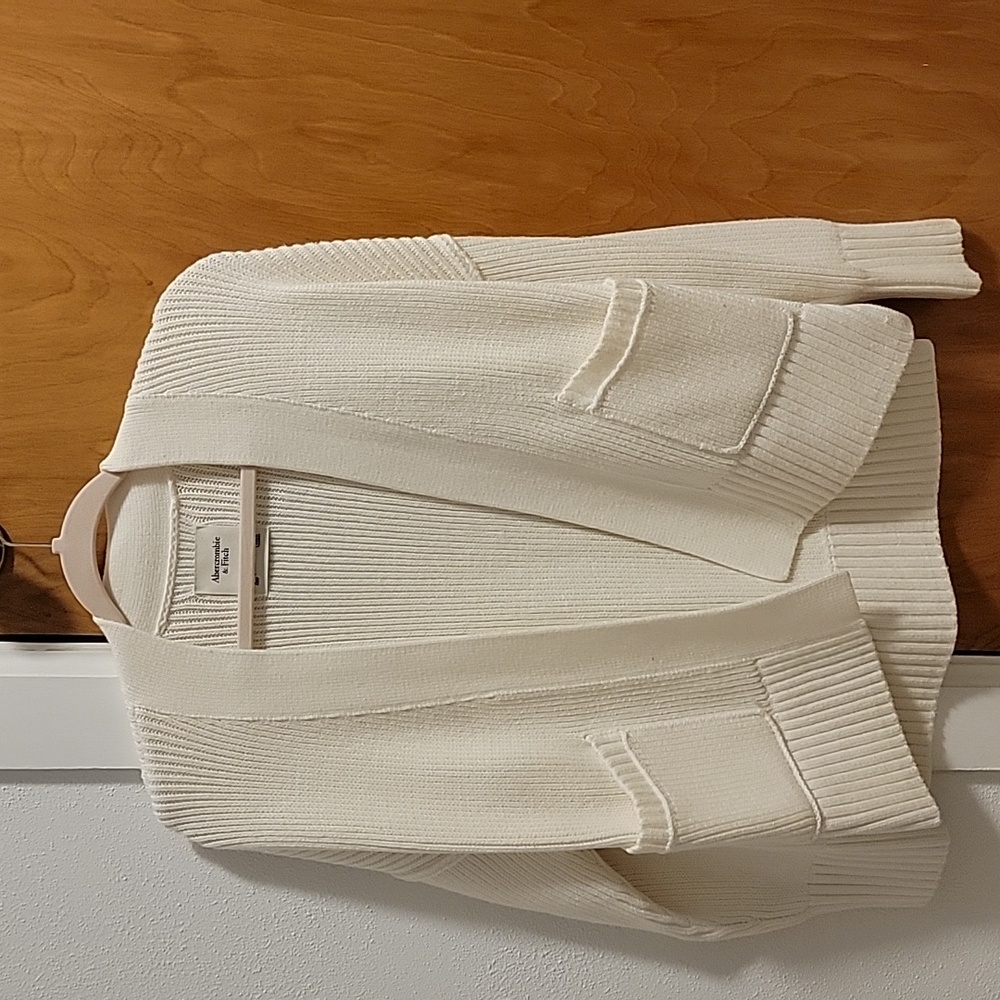 Abercrombie Cardigan